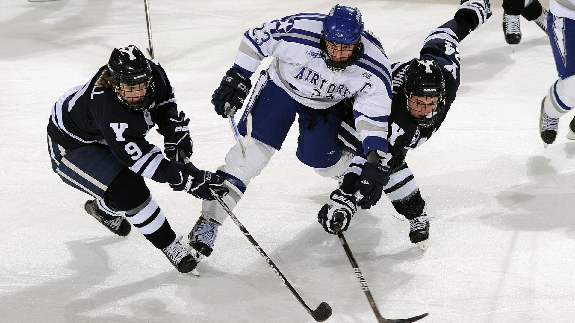 女子接力队伍起跳对比 中美反应领先,女子接力赛逆袭